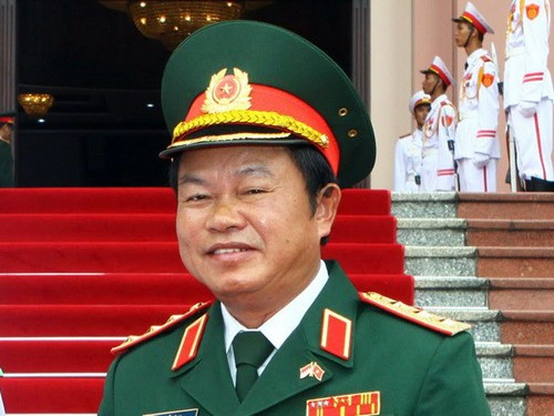 Vietnam, Laos, Cambodia to bolster defense ties - ảnh 1